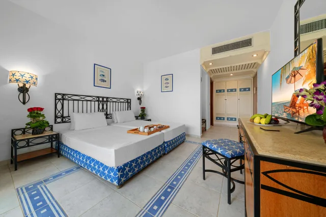 غرفة بسرير مزدوج أو سريرين منفصلين بإطلالة على الحديقة، TOP Domina Coral Bay Resort 3/3