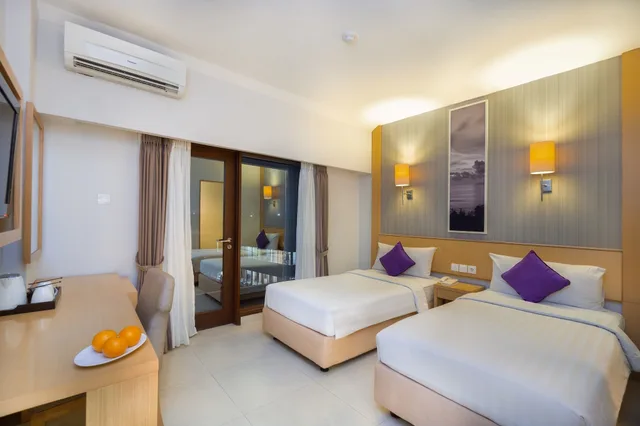 Superior, Twin Beds, Quest Hotel Kuta 1/4