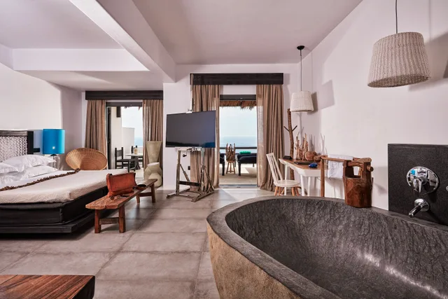 Majestic, Retreat, Outdoor Jetted Tub، Myconian Utopia Relais & Chateaux 2/2