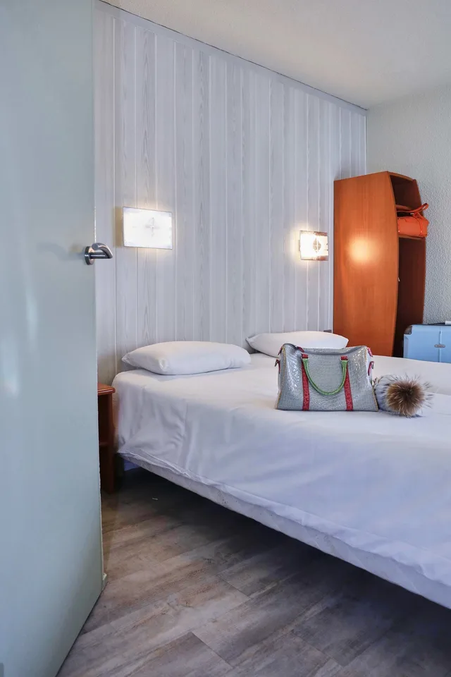 غرفة بسرير كوين، Brit Hotel Chambery 5/7