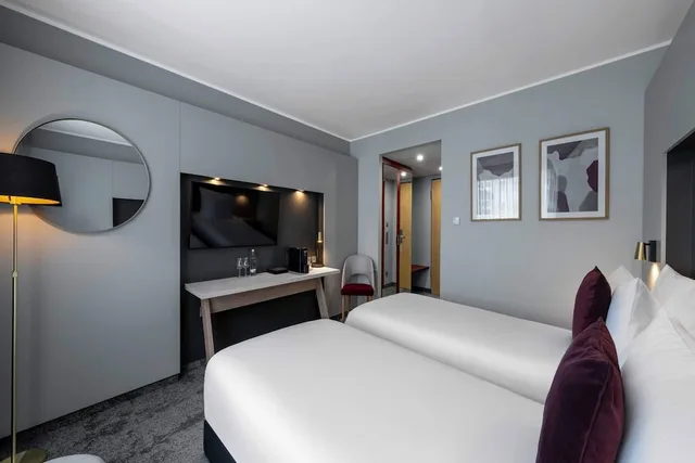 غرفة ديلوكس بسريرين منفصلين، Ramada by Wyndham Essen 3/10