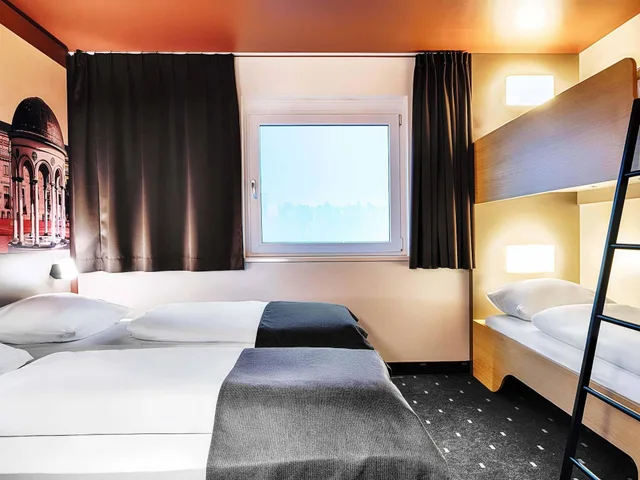 غرفة رباعية، B&B Hotel Wiesbaden 2/3