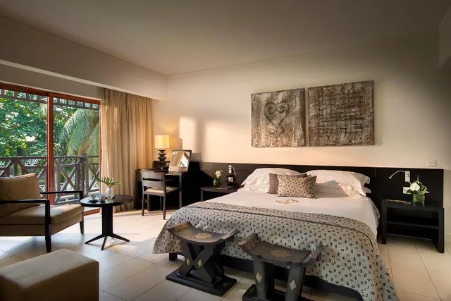 Luxury, Single, 2 Queen Beds، Labadi Beach Hotel 2/2