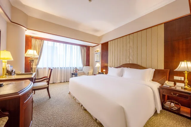 غرفة سوبيريور بسرير كينج، Regal Palace Hotel 1/1