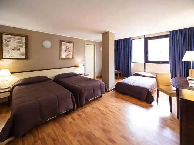 غرفة قياسية ثلاثية، Cristal Hotel Palermo 5/10