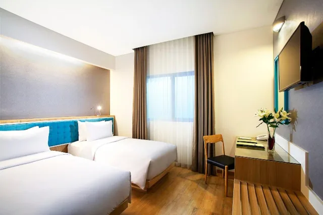 غرفة سوبيريور بسريرين منفصلين بدون إطلالة، Hotel Santika Kelapa Gading 1/1