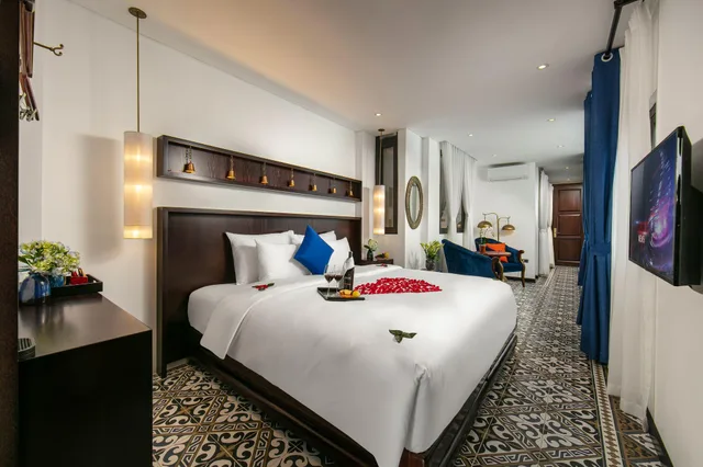 جناح بسرير كوين، Carillon Boutique Hotel 1/1