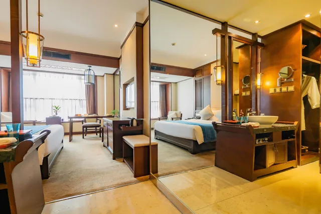 Yitel (Chengdu Chutian Junlin)، تشنغدو 36/50