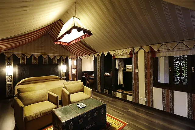 Vintage, Tent, Single، Ajit Bhawan Palace 1/2