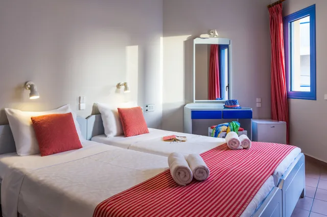 Standard, 1 Double and 1 Single Bed, Central Hersonissos Hotel 7/10