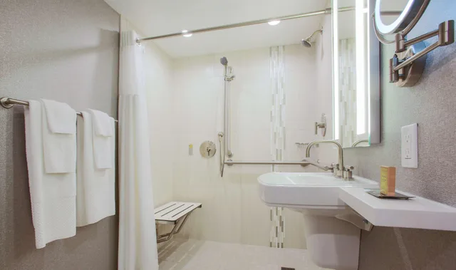 غرفة بسرير مزدوج، Doubletree By Hilton Chicago Alsip 2/2
