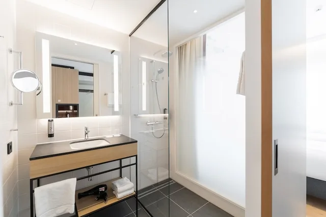 Business, Double Bed, IntercityHotel Breda 2/3