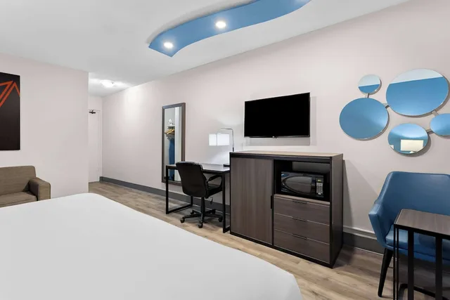 جناح بسريرين كينج، SureStay Plus by Best Western Windsor 2/3