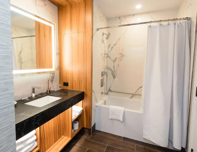غرفة بسريرين كوين، HYATT REGENCY CALGARY 8/10