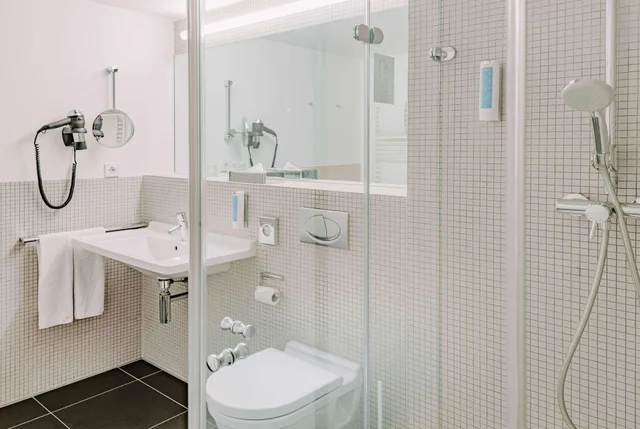 Plus, Comfort، Vienna House Easy by Wyndham Stuttgart 9/14