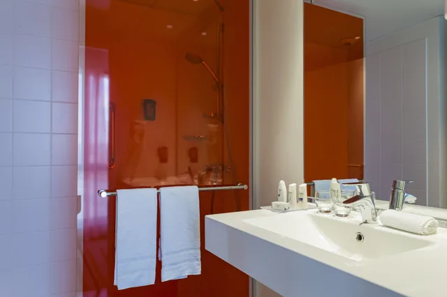 غرفة سوبيريور بانورامية بسريرين منفصلين بإطلالة، Park Inn By Radisson Lille Grand Stade 4/5