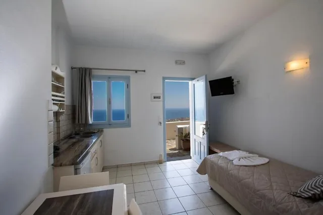 Apartment, 1 Queen and 1 Single Bed, Erato Apartments Santorini 5/10