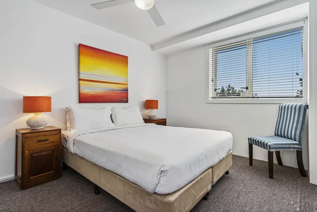 2 Bedrooms, Superior, Apartment, Queen and Twin Beds, Garden View, No Balcony، 84 The Spit Holiday Apartments 1/6