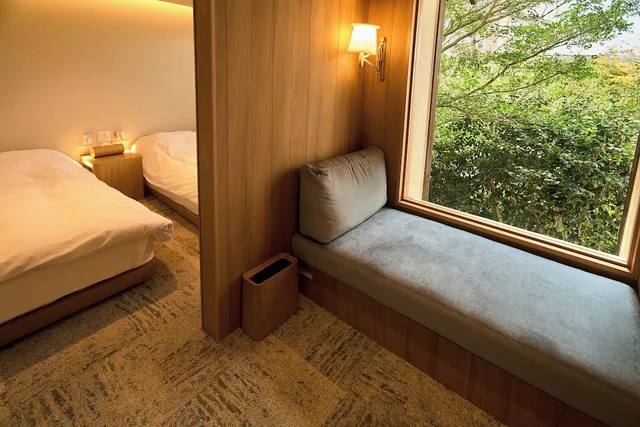 غرفة يابانية غربية بخمسة أسرّة وفرشتي فوتون بغرفتي نوم بحمام خاص، Jinya Ryokan 4/10