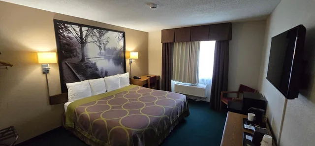 غرفة بسرير كوين لذوي الإعاقة، Super 8 By Wyndham Rogers Minnesota 4/10
