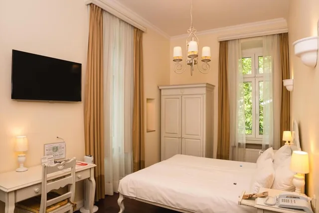 غرفة كلاسيكية مفردة بسرير فردي، Hotel Villa Marstall 1/4