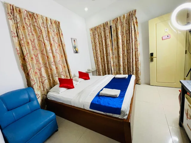 غرفة بسرير كينج، New Season Riverside Hotel 2/2