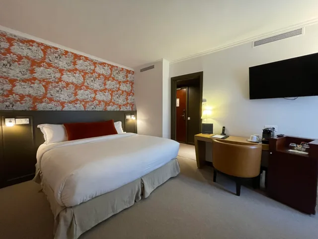 غرفة سوبيريور بسرير كينج، Hotel Pergolese - Paris Champs Elysees 1/7
