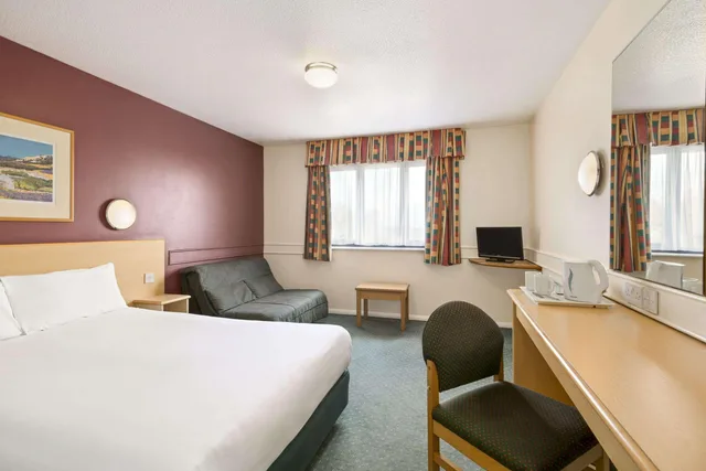 غرفة عائلية مع أريكة، Days Inn by Wyndham Sheffield M1 1/2