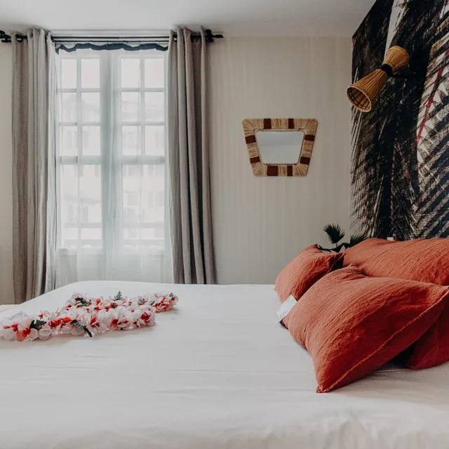 Deluxe, Double Bed, Side Sea View، Palym Hotel 2/5