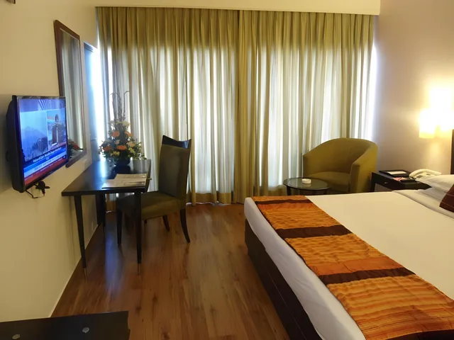 غرفة تنفيذية، Centurion Hotel 1/1