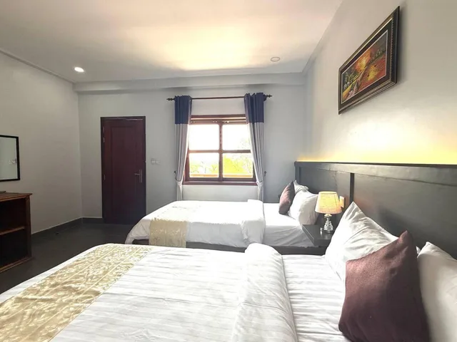 غرفة قياسية بسريرين منفصلين بإطلالة على الجبل، Two Moons Hotel 2/6