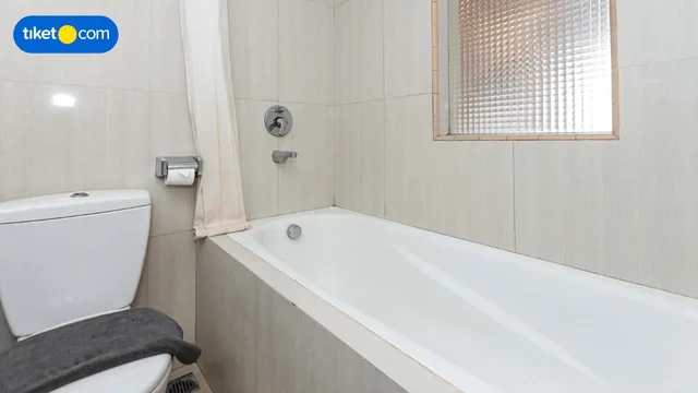 Executive, Suite, Horison Ultima Makassar 3/3