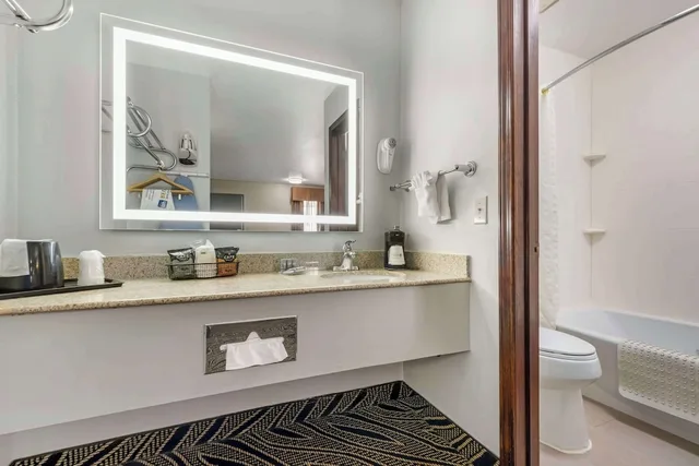 غرفة قياسية بسريرين مزدوجين، Best Western Red Carpet Inn 5/5