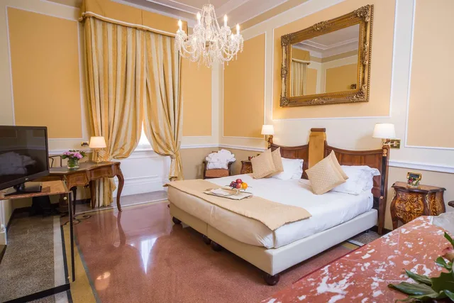 غرفة ديلوكس بسرير مزدوج، Bristol Palace 1/3