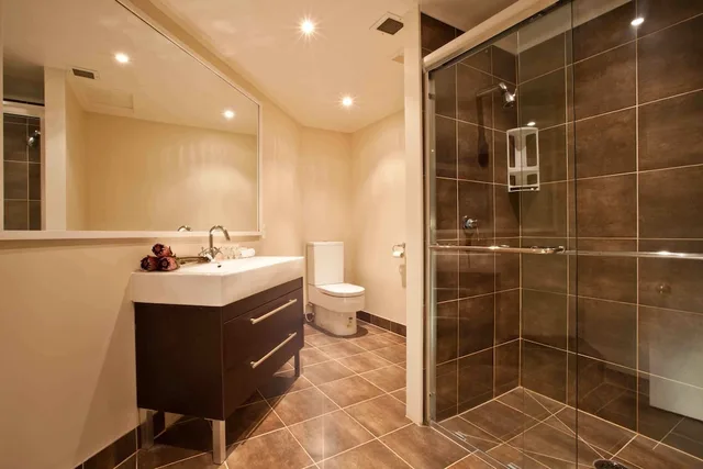 غرفة تنفيذية رباعية، Auckland Airport Kiwi Hotel 3/3