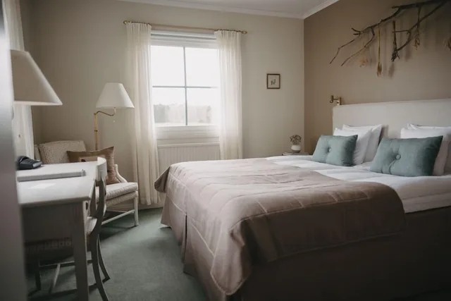 غرفة بسرير مزدوج، Engsholms Slott 1/3