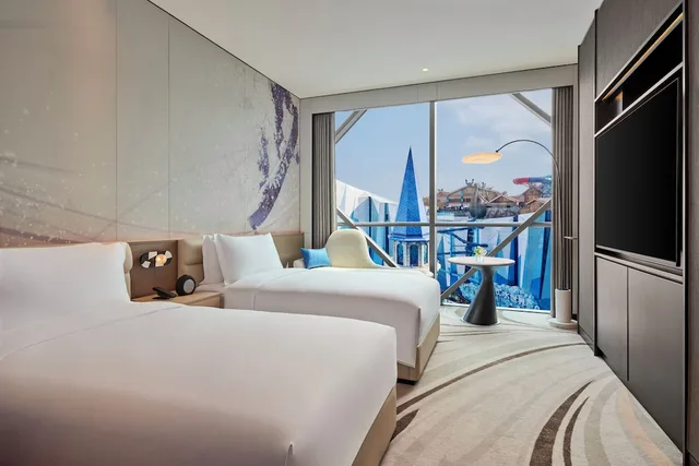 غرفة قياسية بسريرين مزدوجين لذوي الإعاقة، Crowne Plaza Shanghai Snow World by IHG 1/3