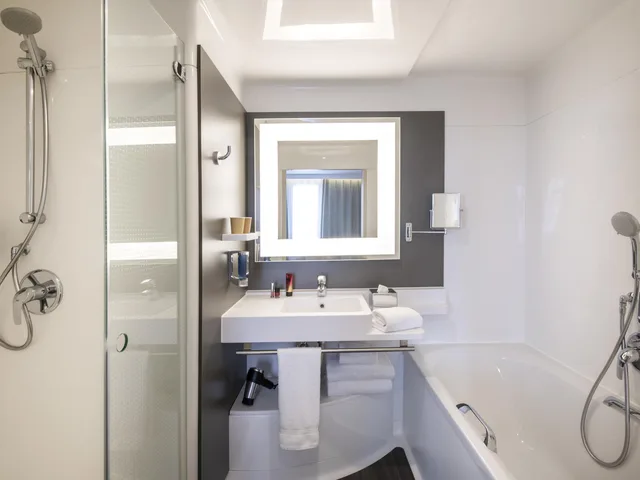 جناح سوبيريور بإطلالة على البحر، Novotel Suites Nice Airport Hotel 9/9
