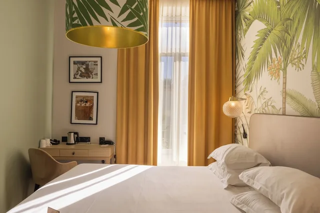 غرفة سوبيريور بسرير كوين بشرفة، Hotel Verlaine Cannes 2/10