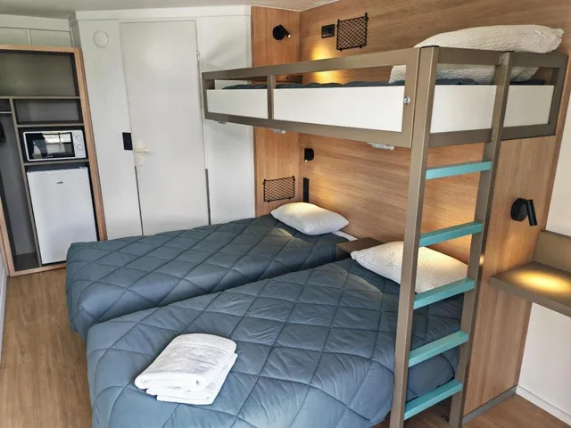 Room, Triple, 3 Beds, Premiere Classe Bordeaux Est Lormont 6/8