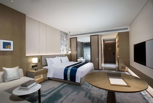 غرفة تنفيذية بسرير كينج للمدخنين، Wyndham Zhangshu 1/1