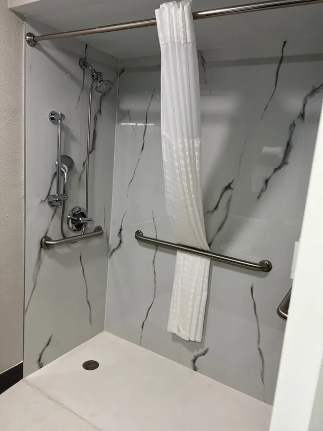 غرفة بسرير كينج لذوي الإعاقة، Park Inn by Radisson, Medical Center 7/7