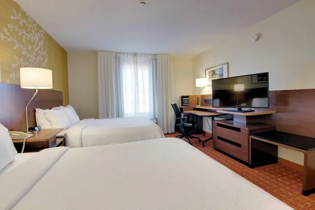 غرفة بسريرين كوين، Fairfield Inn Potomac Mills 2/3