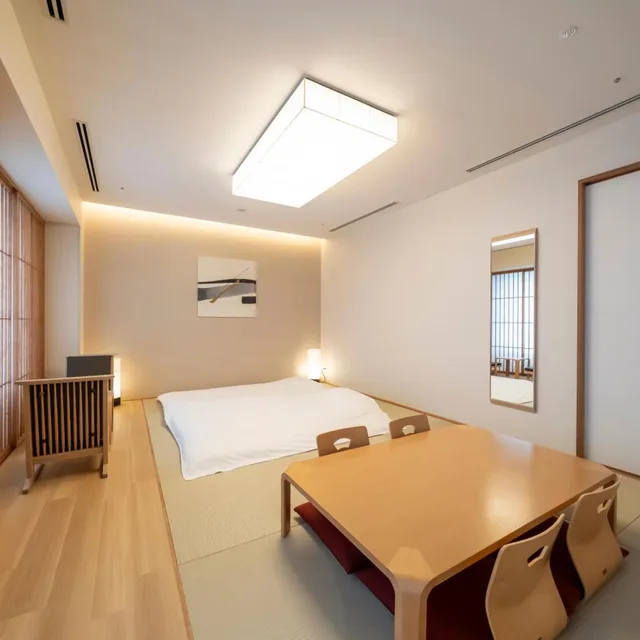 غرفة يابانية عائلية، Hotel Monterey Himeji 2/5