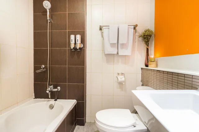 Urban, Triple, 1 Queen and 1 Single Bed, Hotel De Bangkok 9/9