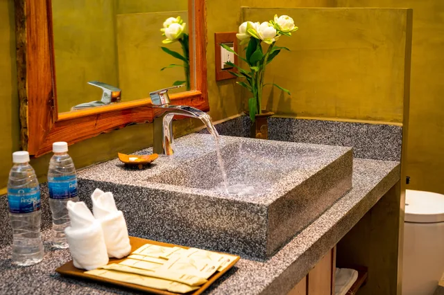 Style, Modern, Deluxe, Twin Beds, Pool View, Balcony، Khmer House Resort 4/4