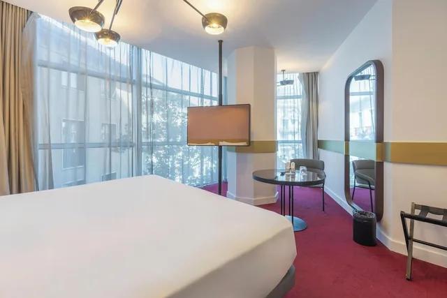 غرفة بسرير مزدوج أو سريرين منفصلين، Hotel Colón Centro 8/10