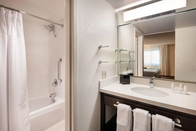 غرفة رباعية بسريرين كوين، Fairfield Inn By Marriott Anaheim Resort 7/10