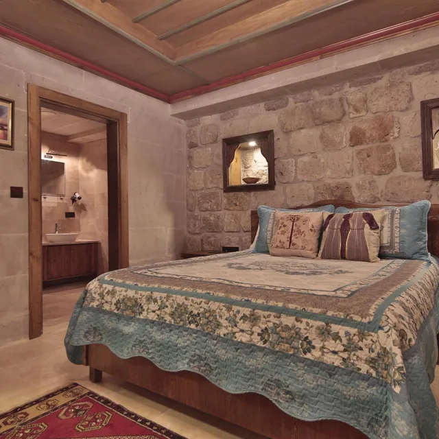 Stone, Deluxe, Triple, Courtyard View، Guzide Cave Hotel 1/3