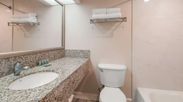 غرفة بسريرين مزدوجين، Best Western Tampa 4/4
